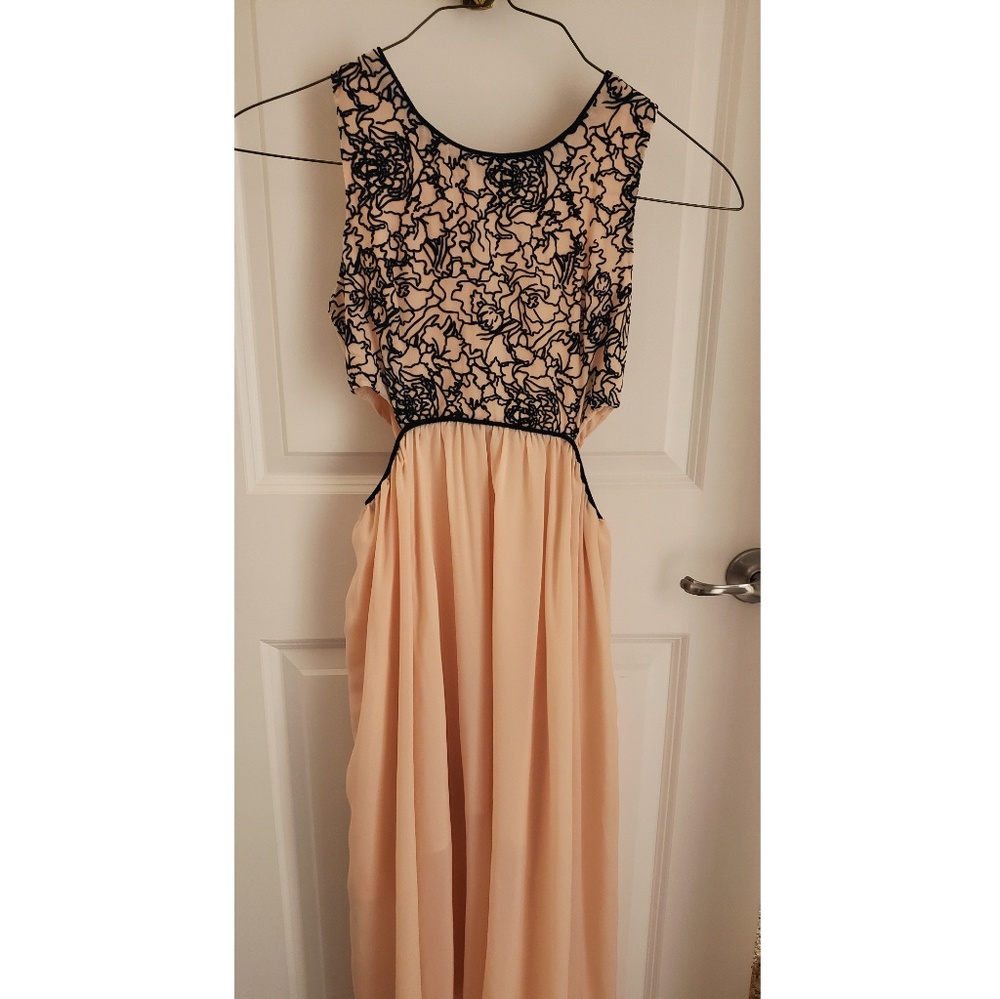 Pale pink mid long dress
